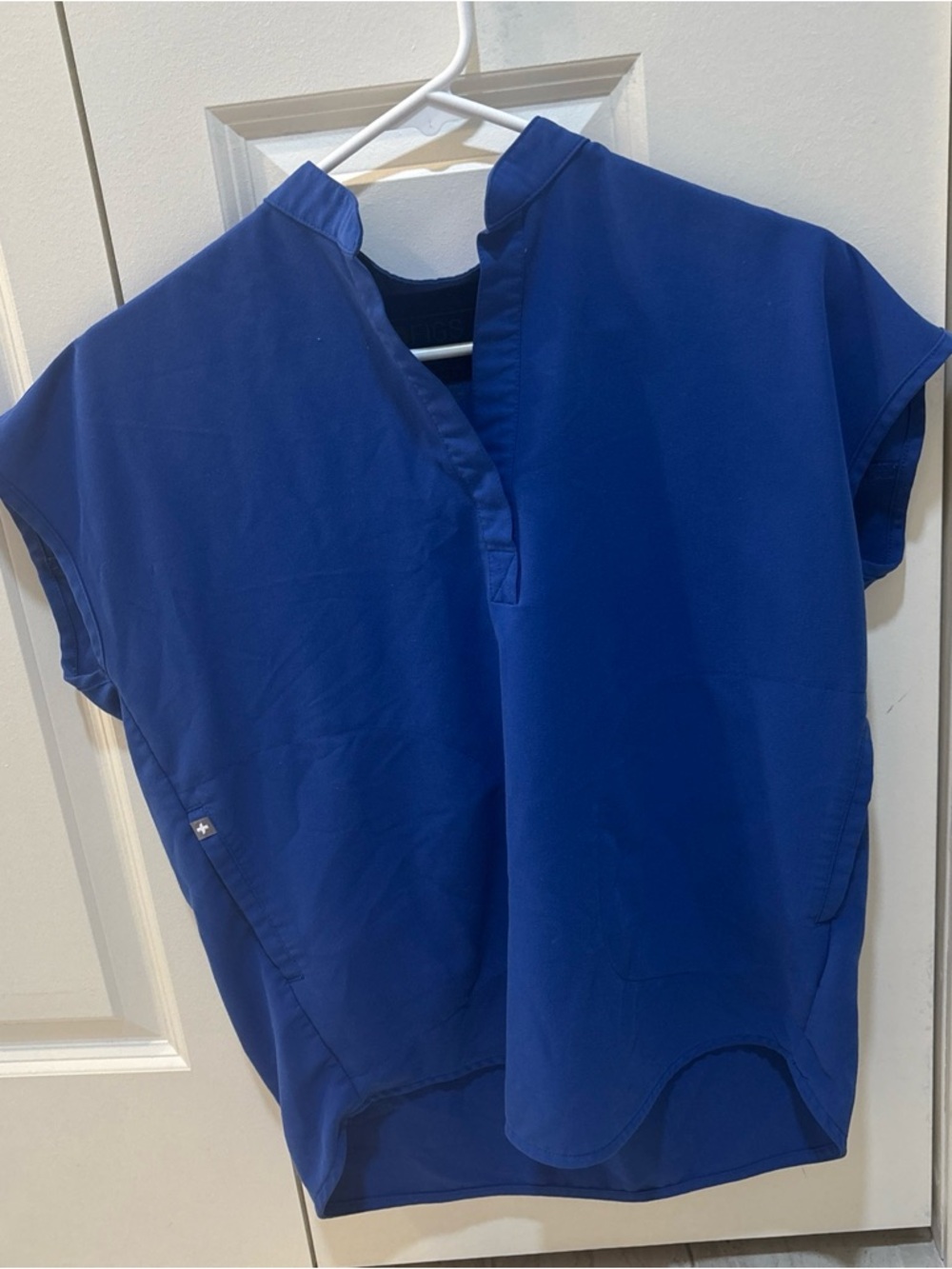 Figs Women's Scrub Top in Royal Blue XXS